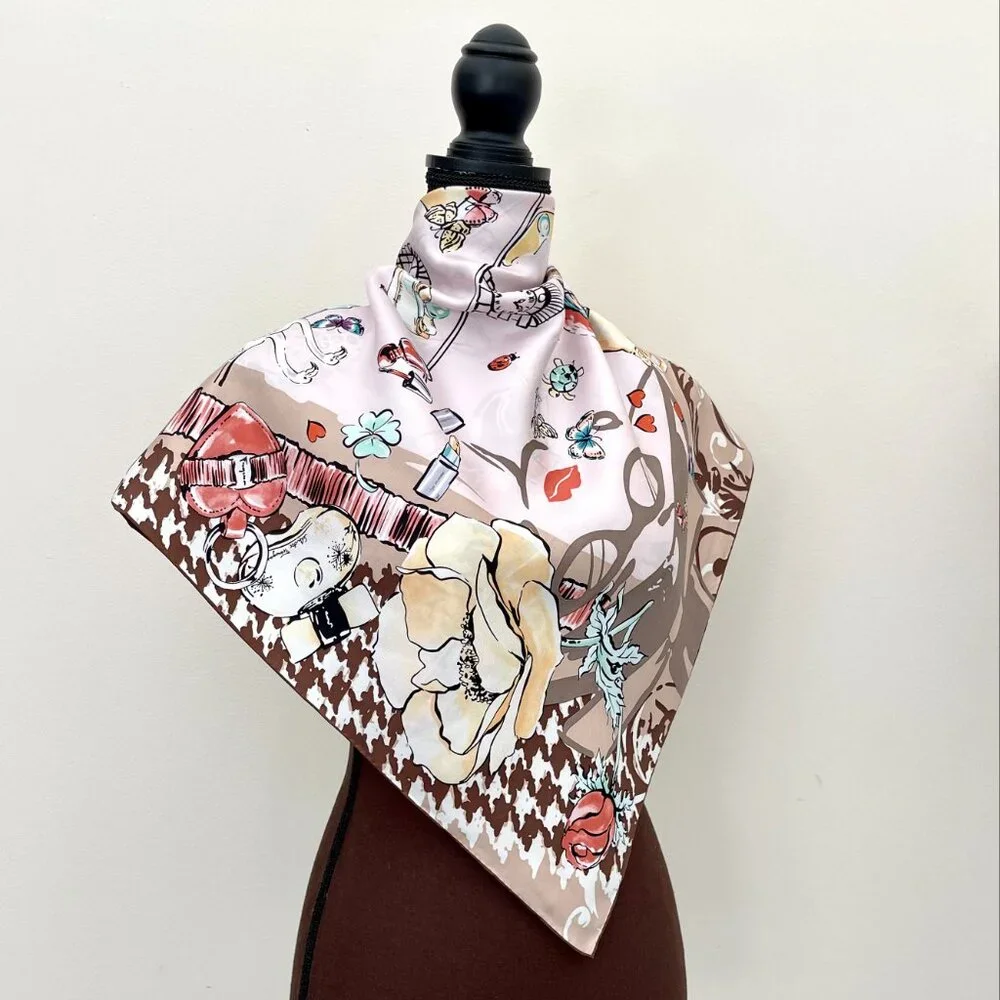 NWT Salvatore Ferragamo Icons Beauty Beige Silk Scarf